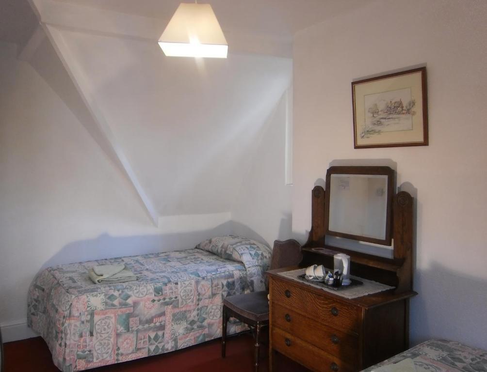 Awentsbury Hotel Near Birmingham University Bilik gambar