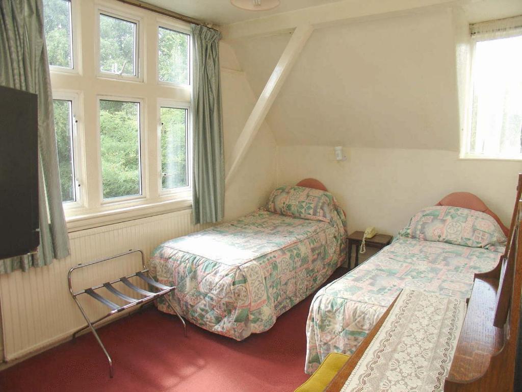 Awentsbury Hotel Near Birmingham University Bilik gambar